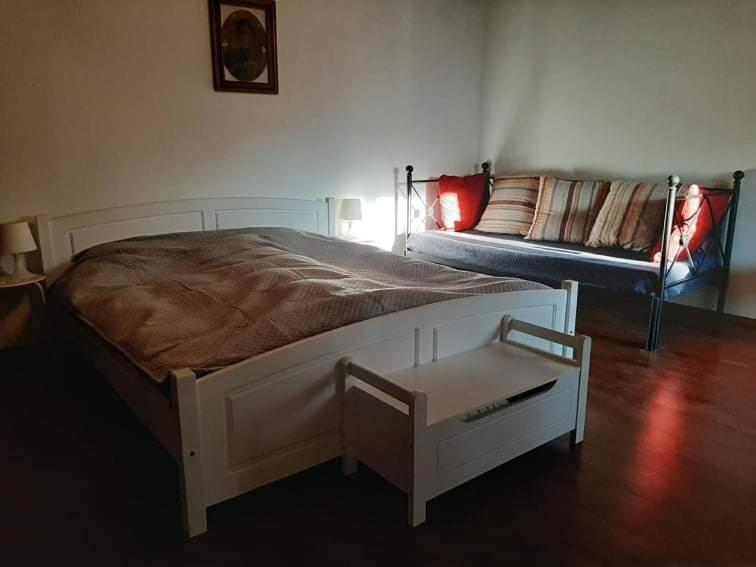 Bodrogparti Vendégház Sárazsadány Exterior foto